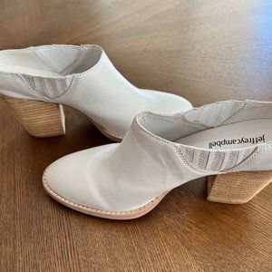 Jeffery Campbell - Size 9 - White slip on booties - New conditions